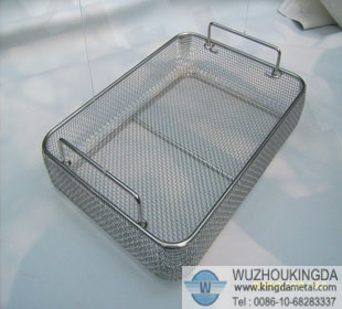 Galvanized mesh baskets