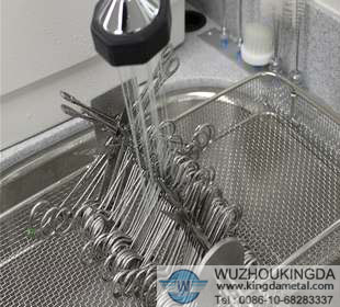 Stainless wire mesh cleaning basket