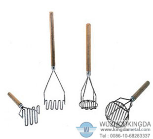 Wire metal potato masher